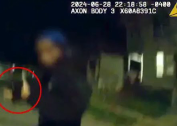 장난감 권총에 놀라…경찰 13살 난민소년에 총격 ‘사망’