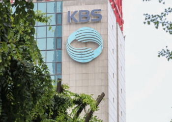 [미디어]역대급 쓰레기 방송 KBS …시청자들 “다신 볼 일 없을 것”