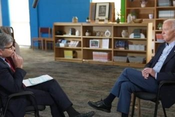 바이든 “난 대통령 최적격…토론 때 감기 심해”