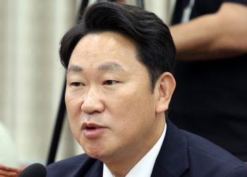 ‘노무현 사위’ 민주 곽상언, 검사탄핵안 기권 … 개딸 원색 비난