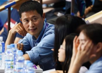 이영표 “홍명보 감독 선정, 이해할 수 없다”