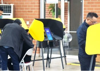 한인 등 아시아계 유권자 46% 바이든 지지, 트럼프 31% … 인플레, 의료, 범죄 가장 우려