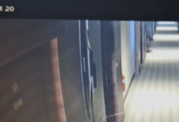 “알몸인데 모르는 남성 문 벌컥…누가 키를 줬나”(영상)