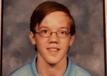 트럼프 총격범 크룩스, 학창시절 괴롭힘 피해자…요양원 식사보조