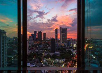 [김상목 칼럼] 프레임의 정치학: 대중을 기만하라