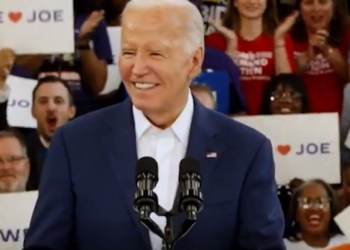 민주, 결국 대선후보 선출투표 1주일 연기…”바이든 설득해야”