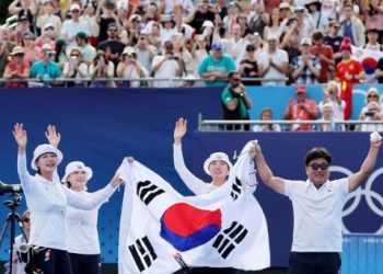 ‘칼’ 다음엔 ‘총’과 ‘활’ … 여자양궁 10연패 위업