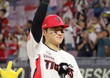 KIA 김도영, 최연소 30홈런-30도루 달성 눈앞