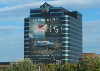 ‘깊어지는 판매부진’ 스텔란티스, 순이익 48% 급감