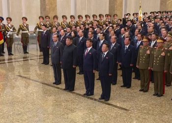 북한, 김일성 사망 애도 기간 ‘5일→1일’ 대폭 단축