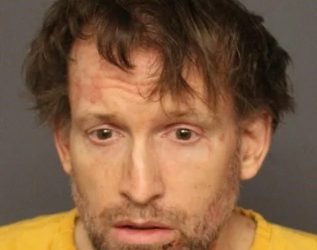 [단독] 한인 부인 살해 백인 교수, 3개월된 딸도 살해했나…시신 보관 명령