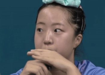 ‘오물오물’…신유빈, 바나나 이어 에너지젤 ‘먹방’ 화제(영상)