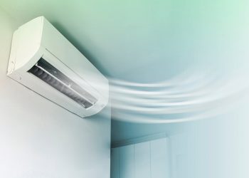 “바깥은 푹푹 찌고, 실내는 춥고”…냉방병 걸릴라