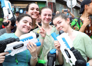 글로벌 축제된 장흥 물축제…69만명 다녀갔다