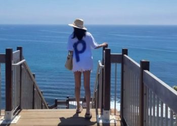 ‘하의실종’ 김희선 말리부서 포착