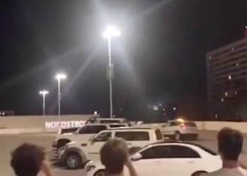 델아모패션센터 경비원이 주차장 옥상서 운전 난동