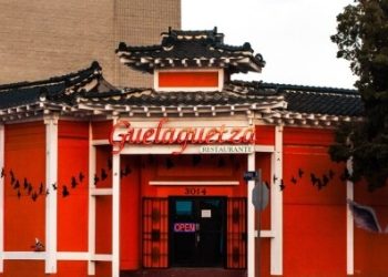 [Community] Koreatown’s Hidden Legacy: The Story Behind Guelaguetza’s Giwa Roof