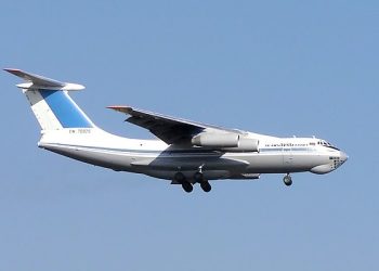 북한도 공중조기경보 통제기 확보 …여객기 개조 중