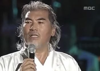“광복절 쓸데없는 기념일”…나훈아, 19년 전 발언 재조명