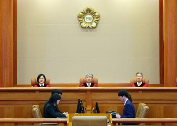 헌재, 검사탄핵 기각…”습관성 무고 탄핵 정치 성공 못 해”