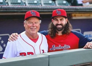 ‘LG’ 켈리, 신시내티와 마이너 계약…아버지와 한 팀