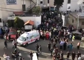 헤즈볼라 무선호출기 1천여대 동시폭발 … 2800여명 사상