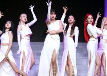 흩어졌다 다시 모인다…K팝 걸그룹 ‘완전체’ 컴백러시