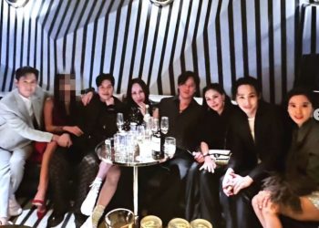 ’10년째 열애’ 이정재·임세령, 장동건·고소영과 찰칵