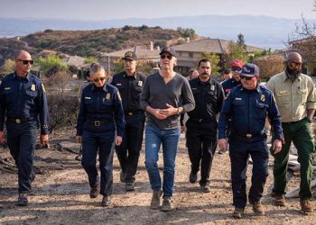 뉴섬 , “가용자원 모두 동원하라” …남가주 비상사태 선포