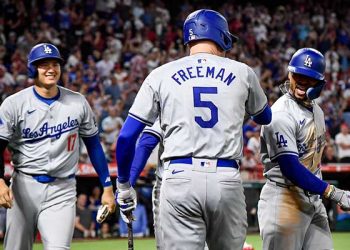 ‘친정팀 첫 방문’ 오타니, 박수·야유 동시에 받아