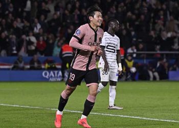 이강인, 머리로 시즌 3호골…렌전 평점 8.9 ‘팀 내 2위’