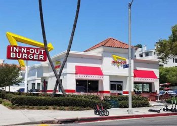 ‘한인들 최애’ 할리웃 선셋 인앤아웃서 칼부림