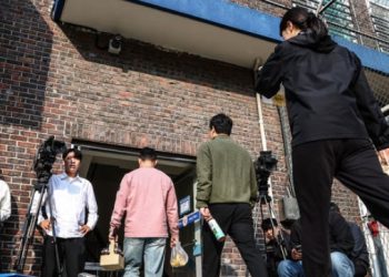 “문다혜, 너무 취해 나가달라 했다”…”文, 부모로서 할 말 없을 것”