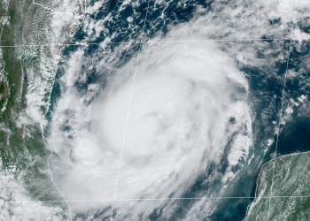 “삶과 죽음의 문제, 당장 대피하라” 100년만 최악 허리케인, 2200만명 대피령