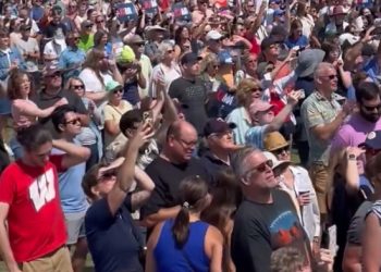 성별, 인종별, 연령별 변화 해리스 유리 … 흑인·히스패닉 지지는 감소