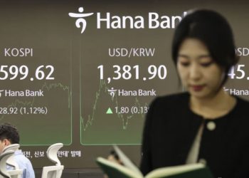 “진짜 1400원 가나”…환율 1382.2원 마감