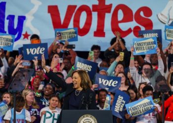 “대선향배, 백인 여성 유권자 표심에 달렸다”