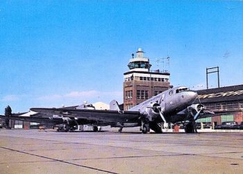 랭글리 공군기지 상공 17일간 뚫렸다 … 아직까지 정체 불명