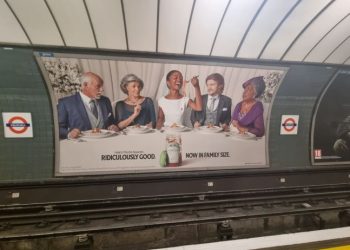 “흑인은 아빠가 없나”…런던 등장한 광고 논란