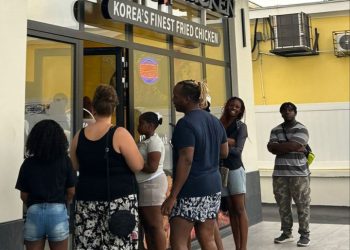 BBQ, ‘신혼여행 성지’ 바하마에 K치킨 첫 진출…”중남미 공략 박차”