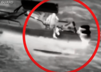 하와이 바다 12시간 홀로 표류 10대 극적 구조(영상)