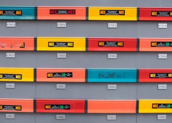 48년만에 입사지원서 반송…우체국 서랍 뒤 방치돼