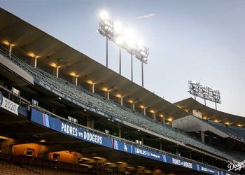 다저스 VS 샌디에고 오늘 5차전… 최저 204달러 티켓사기 기승
