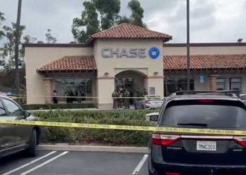OC 체이스뱅크 무장강도 텔러에 총격 … 현금탈취 유유히 도주