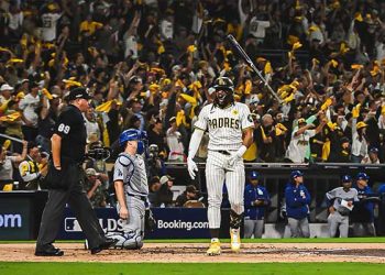 벼랑 끝 몰린 다저스, PS 탈락 위기 … 시리즈 전적 1승 2패