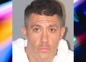 룸메이트 살해, 뒷마당 유기… 이웃남성 안보이자 주민 신고