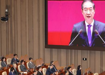 윤 “지난 2년 반 하루도 마음 편한날 없었다”