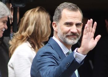 “꺼져” 진흙 투척…스페인 국왕 ‘봉변’