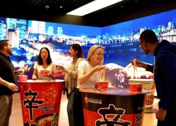 [화제] 농심, 뉴욕 한복판서 ‘한강 신라면’으로 K푸드 알린다