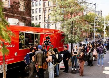 [화제] 농심, 뉴욕 한복판서 ‘한강 신라면’으로 K푸드 알린다